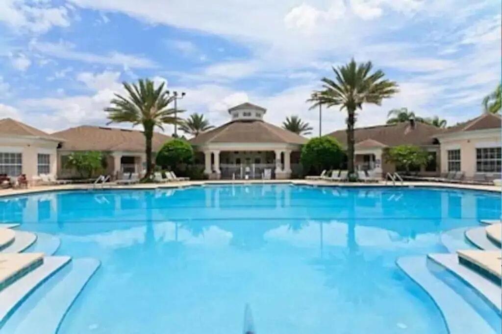 Veteran Owned 3bdr/3 Bath Townhouse W/wifi 3mi To - Fall/winter Specials Apartment *