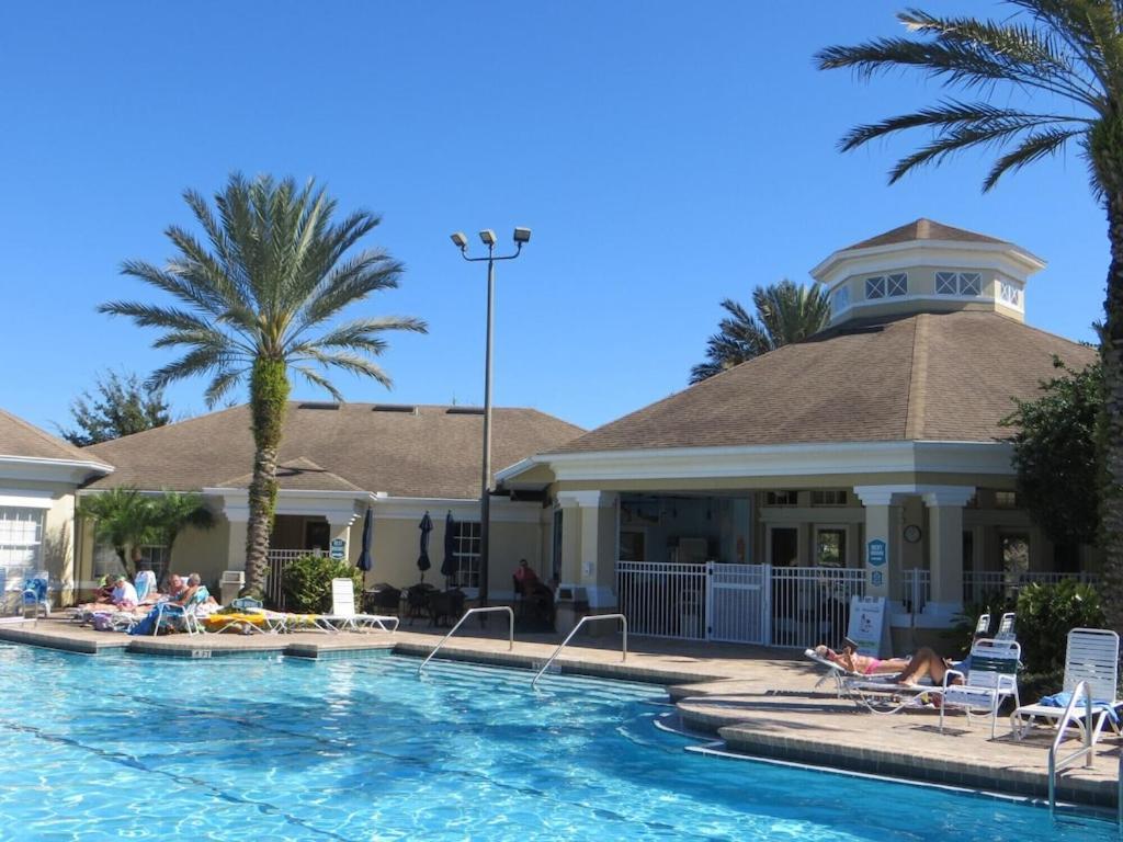 Veteran Owned 3bdr/3 Bath Townhouse W/wifi 3mi To - Fall/winter Specials