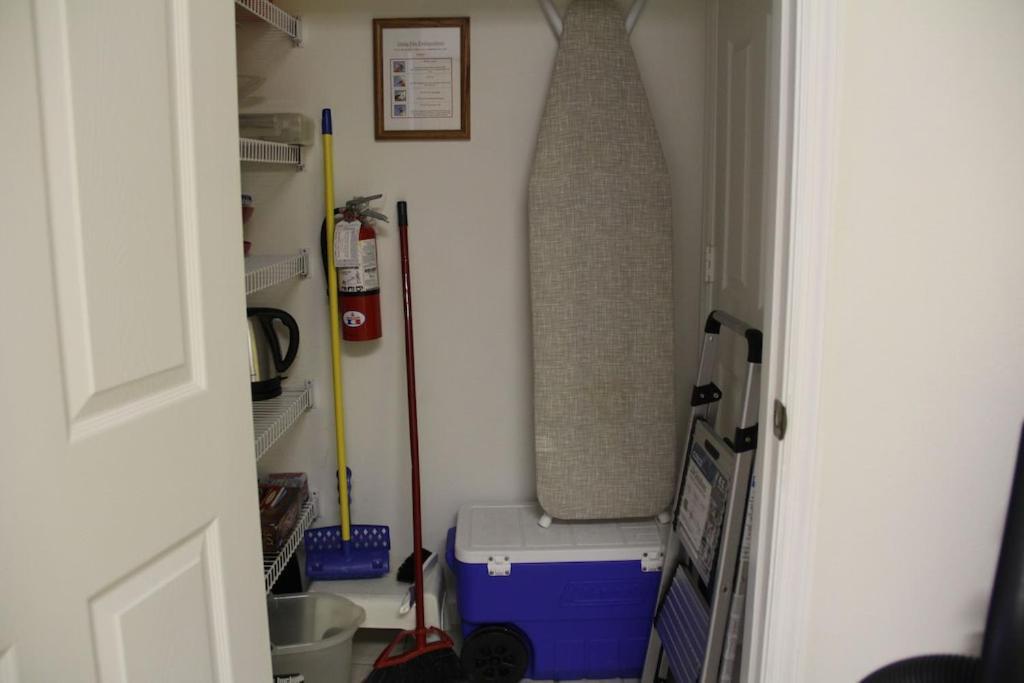 Veteran Owned 3bdr/3 Bath Townhouse W/wifi 3mi To - Fall/winter Specials Apartment Kissimmee