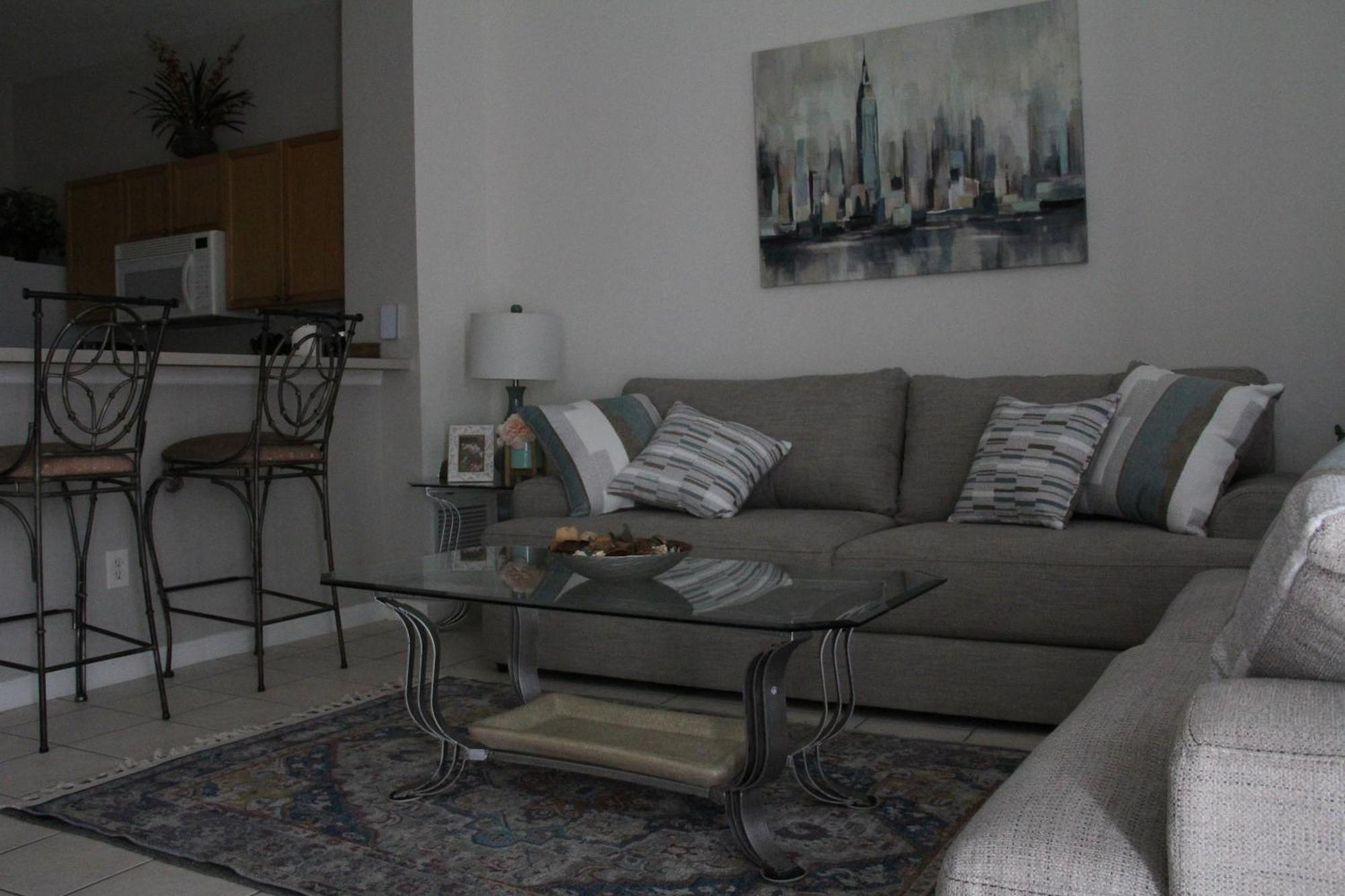 Veteran Owned 3bdr/3 Bath Townhouse W/wifi 3mi To - Fall/winter Specials