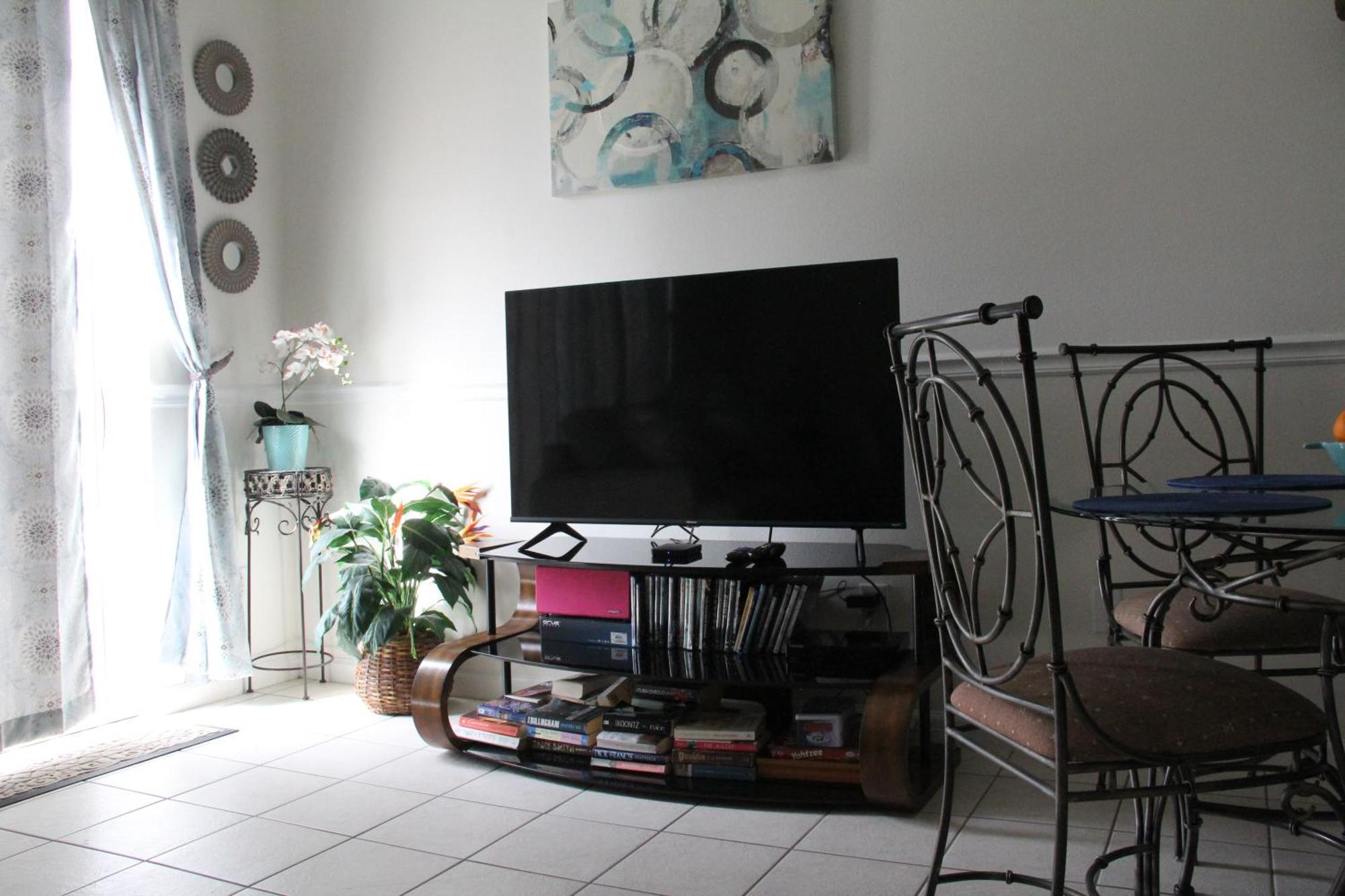 Veteran Owned 3bdr/3 Bath Townhouse W/wifi 3mi To - Fall/winter Specials *